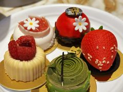 -雍容荟活帝王蟹活龙虾自助(苏宁旗舰店)