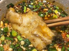 -肖肖酸萝卜鱼火锅(总店)