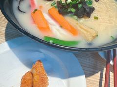 -滋味满屋美食坊(上海街店)