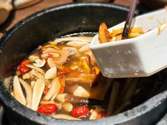 -蘑界·野生菌火锅(深业上城店)