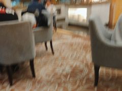 -鲤鱼洲酒店港鲤咖啡厅