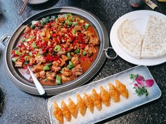 -侯志伟老街炒鸡(广济街店)