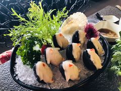 企鹅丸-湊湊火锅·茶憩(和平大悦城店)