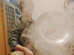 -锅老头海鲜铁锅炖