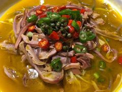 -东口码头·烧鸽子·鱼头泡饼·地方菜(金鹰悦城店)