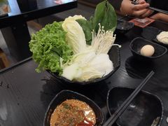 -呷哺呷哺(哈尔滨红博购物广场店)