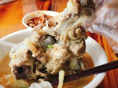 -邱芳粉店(迎宾大道旗舰店)