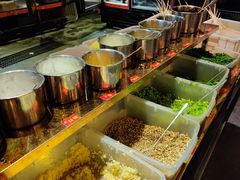 自助取餐区-钢管厂歆瑞源油卤串串香(春熙路太古里店)