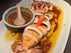 美极鱿筒-大头虾越式风味餐厅(光明广场店)