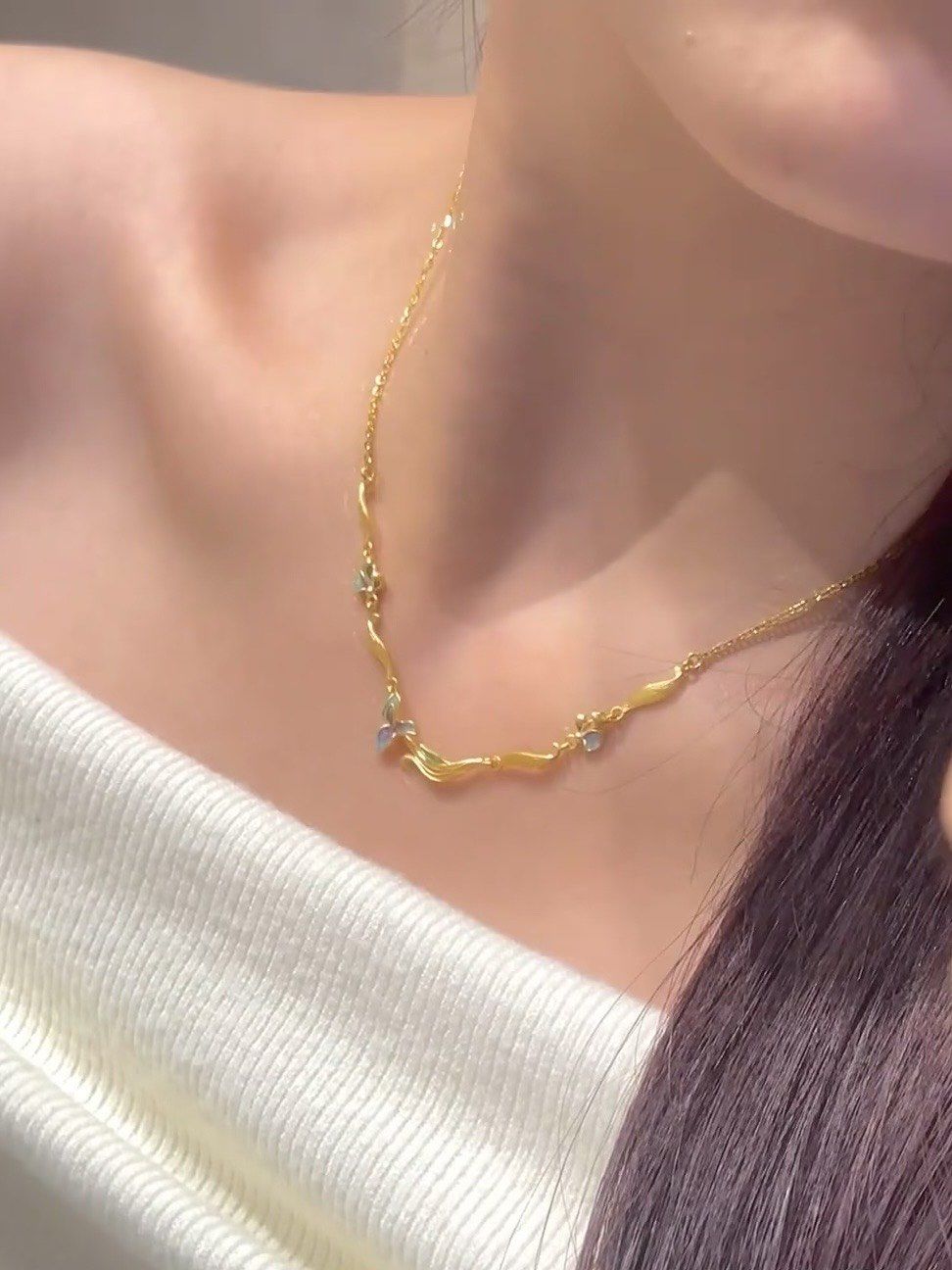 精致的鸢尾花项链!