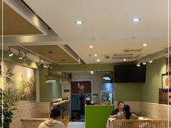 大堂-丽丽三鲜螺蛳粉(田林路店)