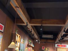 -巴卤社老火锅(财富店)