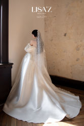 -Renee芮亦婚纱(原丽莎)