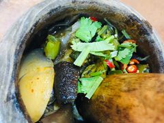 -老滇山寨•云南特色菜•地方菜•民族风情歌舞表演(金碧店)