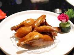 脆皮乳鸽-味可道美食坊(福基路店)