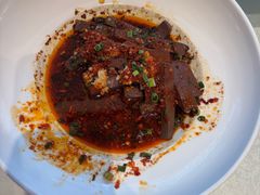 -阿瓦山寨·湘菜现炒·剁椒鱼头王(咸阳总店)