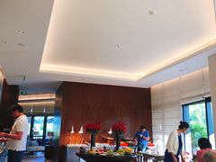 行政酒廊-味餐厅·海鲜·火锅·自助餐