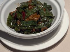 -八府香鸭·啫啫煲(华山路店)