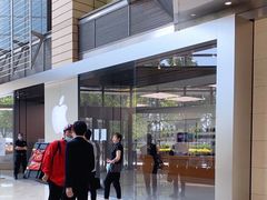 -Apple零售店(华贸购物中心店)