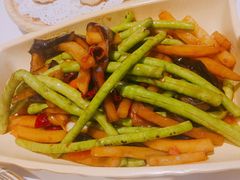 茄子三宝-晶晶粤西特色美食(市桥店)