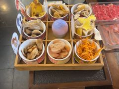-菌自由丨野生菌火锅特色庭院餐厅(丽江古城店)