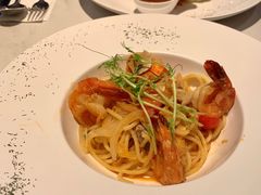 -La-Serene Café