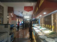 自助取餐区-火焰山自助烧烤涮石板烤肉(新华大街店)