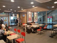 -麦当劳(轻轨曹杨路店)