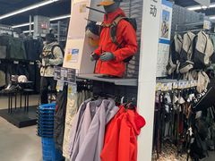 -迪卡侬(越秀公园店)