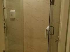 -维也纳酒店(苏州东方之门金鸡湖店)