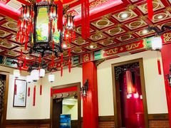 -梅龙镇酒家(南京西路总店)