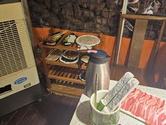 -二荆条·蜀鲜汇城市森林火锅
