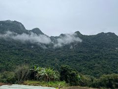 -广西龙虎山风景区