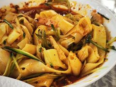 -汗腾格里·风味餐厅(新疆驻京办店)