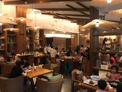 大堂-芳草地度假酒店·野炉中餐厅