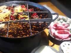 -白乐天毛肚火锅馆(解放碑店)