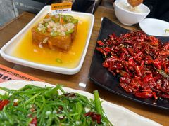 -隔壁老王·家常云南菜(花巷店)