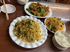 -东北四季饺子王(华山路店)