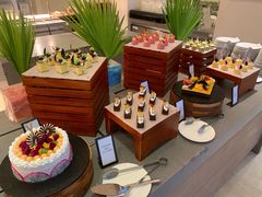 -海口绿发希尔顿酒店-田园汇自助餐·三文鱼·海鲜