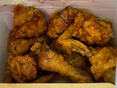 -BHC炸鸡(明洞总店)