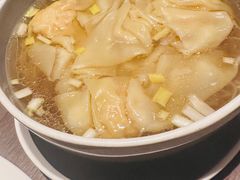 -港丽餐厅(来福士店)