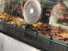 -陆稿荐观前街店