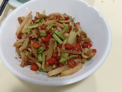-笨罗卜浏阳菜馆(龙华鹏润达店)