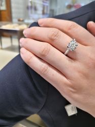 -Leysen莱绅通灵珠宝(美罗百货店)