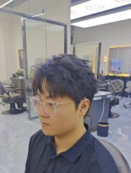-尤司男士国潮理发馆