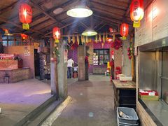 -鱼窝棚柴火铁锅炖(富山屯店)