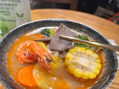 -初念轻轻然(长阳创谷店)