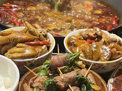 -萍姐火锅·公路夜市(武汉首店)