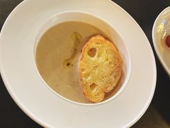 -Supine Bistro溯泮餐厅