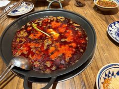 -旧街市鲜货老火锅(大光路店)